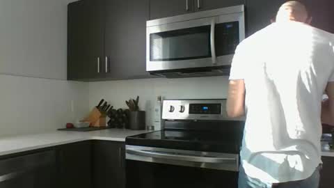 icecreammanx online show from January 15, 6:55 pm