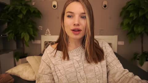 Danielle online show from December 26, 6:22 pm