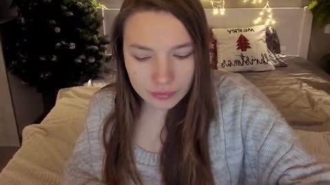 Danielle online show from January 10, 1:46 pm