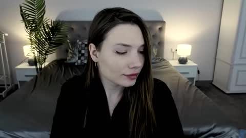 Danielle online show from March 16, 1:59 pm