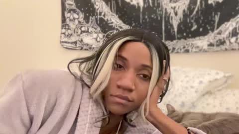 Snapshot of icedmochabree chatting on September 16, 5:47 pm bree summers online show from September 16, 5:47 pm