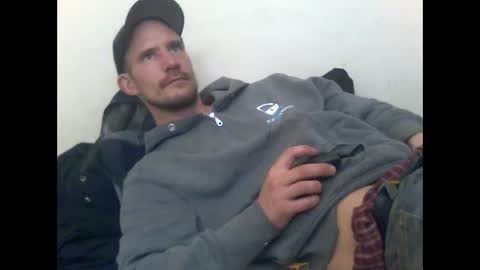 icetwerller online show from March 10, 8:56 pm