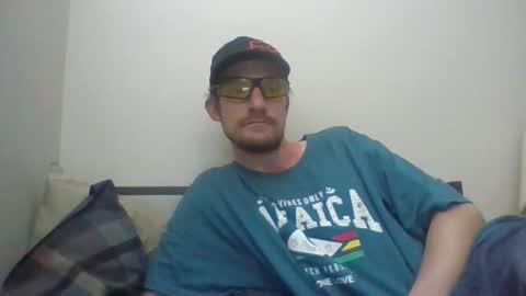 icetwerller online show from April 3, 3:10 pm