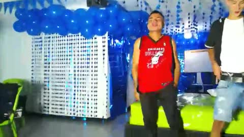 THOMAS AND DAMIAND online show from December 8, 6:28 pm