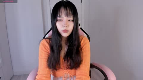 Snapshot of ichigo_o chatting on January 25, 12:47 pm Hitomi   online show from January 25, 12:47 pm