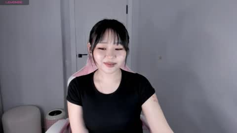 Hitomi   online show from February 3, 3:50 pm