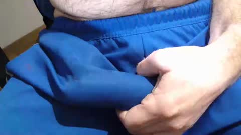 Snapshot of icky_thumps chatting on March 1, 8:11 pm icky_thumps online show from March 1, 8:11 pm