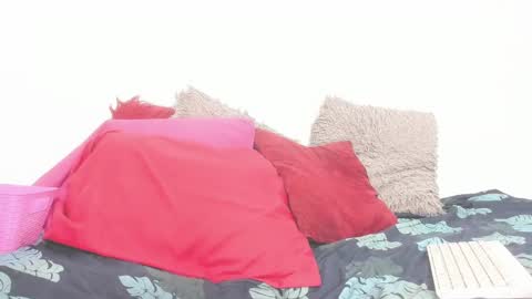 IckyXo online show from March 8, 11:27 am