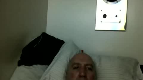 icumming online show from February 25, 5:06 am