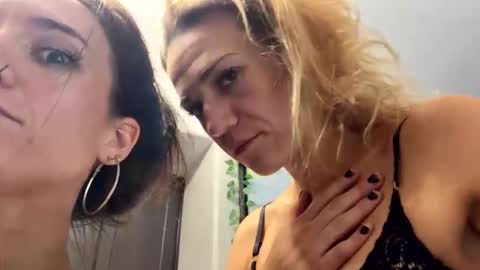 icyspice online show from November 10, 3:33 pm