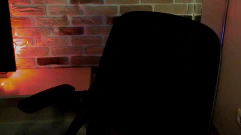 yo online show from March 26, 7:41 pm