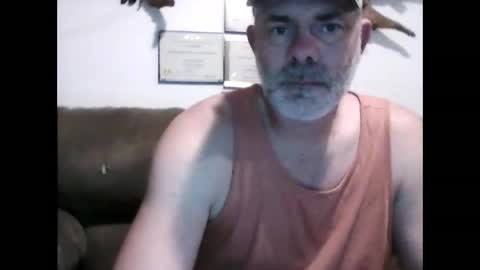 Snapshot of idkwhyidothis348732 chatting on December 27, 6:53 pm idkwhyidothis348732 online show from December 27, 6:53 pm