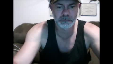 Snapshot of idkwhyidothis348732 chatting on December 29, 5:44 pm idkwhyidothis348732 online show from December 29, 5:44 pm
