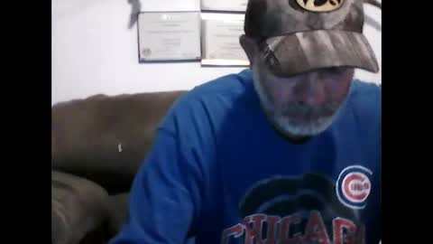 Snapshot of idkwhyidothis348732 chatting on January 5, 2:08 pm idkwhyidothis348732 online show from January 5, 2:08 pm