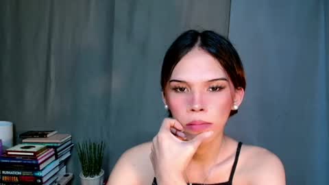 Snapshot of idontgive_afuck chatting on June 7, 7:39 pm Lana But you can spell it backwards online show from June 7, 7:39 pm
