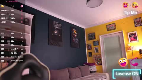 Little Flower online show from October 25, 4:13 pm