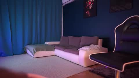 Little Flower online show from November 15, 4:58 pm