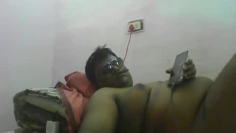 Snapshot of idontmind367890646 chatting on August 5, 4:48 am idontmind367890646 online show from August 5, 4:48 am