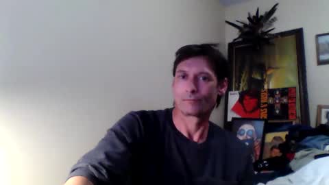 Snapshot of ifoundthegspot chatting on April 26, 8:34 am Darthmark420 online show from April 26, 8:34 am