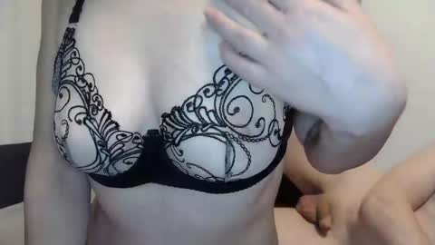 Snapshot of ifyoustay_36 chatting on February 26, 9:47 pm IrsyIan online show from February 26, 9:47 pm
