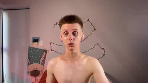 Snapshot of igarsson chatting on February 16, 8:11 pm vladito online show from February 16, 8:11 pm