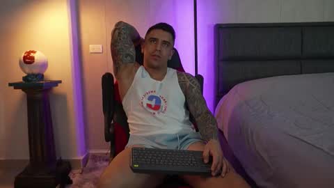 Snapshot of igor_scott chatting on October 1, 4:29 am Igor scott online show from October 1, 4:29 am