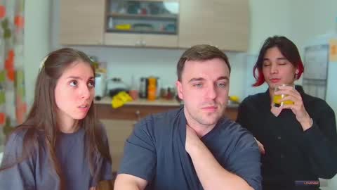 Julia and Mira online show from December 29, 5:33 pm