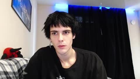 iiiiiiis online show from September 15, 12:49 pm