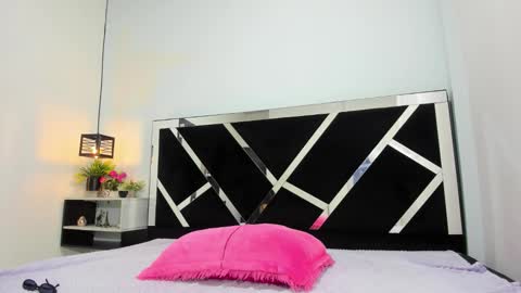 Isabella online show from January 13, 12:54 pm