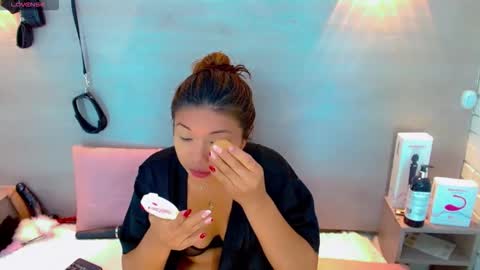 iisalombardi online show from November 10, 8:24 am