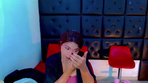 Snapshot of iisalombardi chatting on February 28, 3:29 am iisalombardi online show from February 28, 3:29 am