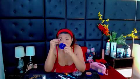 Snapshot of iisalombardi chatting on March 31, 2:24 am iisalombardi online show from March 31, 2:24 am