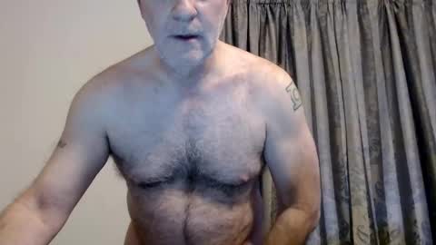 Snapshot of ijjordan chatting on December 17, 10:11 pm IJJordan online show from December 17, 10:11 pm