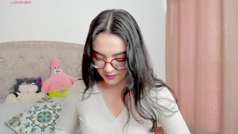 Snapshot of iki_mei chatting on February 5, 2:16 pm Maria online show from February 5, 2:16 pm