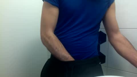 Snapshot of ilcaponero chatting on March 26, 11:10 pm ilcaponero online show from March 26, 11:10 pm