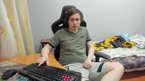 iliaskris online show from September 9, 10:09 pm