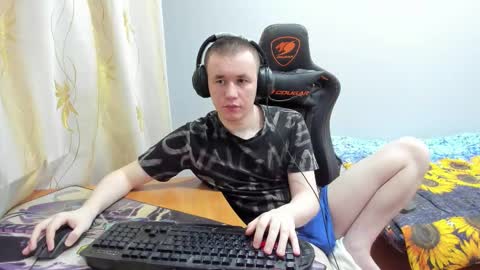 iliaskris online show from October 10, 2:10 am