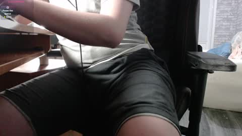 Snapshot of iliaskrisloveee chatting on February 17, 7:53 pm lord online show from February 17, 7:53 pm