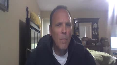 ilike2expose online show from October 19, 7:25 pm