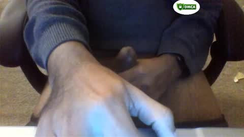 Snapshot of ilikecookies83 chatting on November 25, 5:07 am ilikecookies83 online show from November 25, 5:07 am