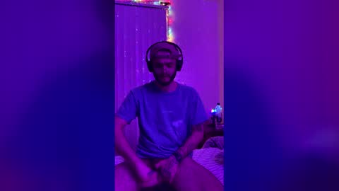 Mikey Tee online show from March 30, 6:47 am