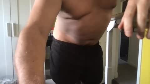 iliketolickitbaby online show from April 23, 11:09 am