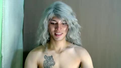 QUEEN KATH online show from December 14, 1:49 pm