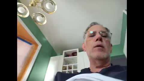 illshowmine1 online show from December 18, 6:14 pm