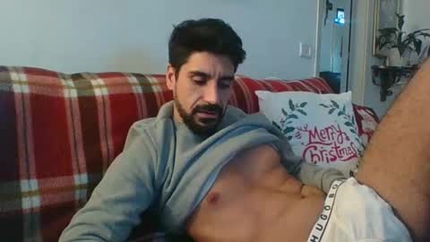 Snapshot of ilmangj90 chatting on December 11, 3:05 pm ilmangj90 online show from December 11, 3:05 pm