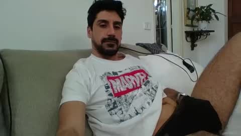 Snapshot of ilmangj90 chatting on February 6, 9:11 am ilmangj90 online show from February 6, 9:11 am