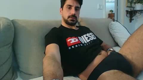 Snapshot of ilmangj90 chatting on February 8, 9:35 am ilmangj90 online show from February 8, 9:35 am