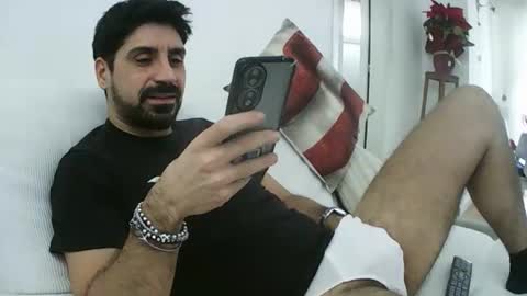 Snapshot of ilmangj90 chatting on January 14, 9:26 am ilmangj90 online show from January 14, 9:26 am