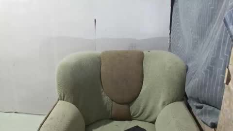 Snapshot of ilove_squirting18 chatting on October 17, 10:07 am KATRINA online show from October 17, 10:07 am