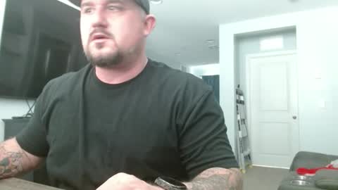 Letsgogetit online show from January 6, 5:16 pm